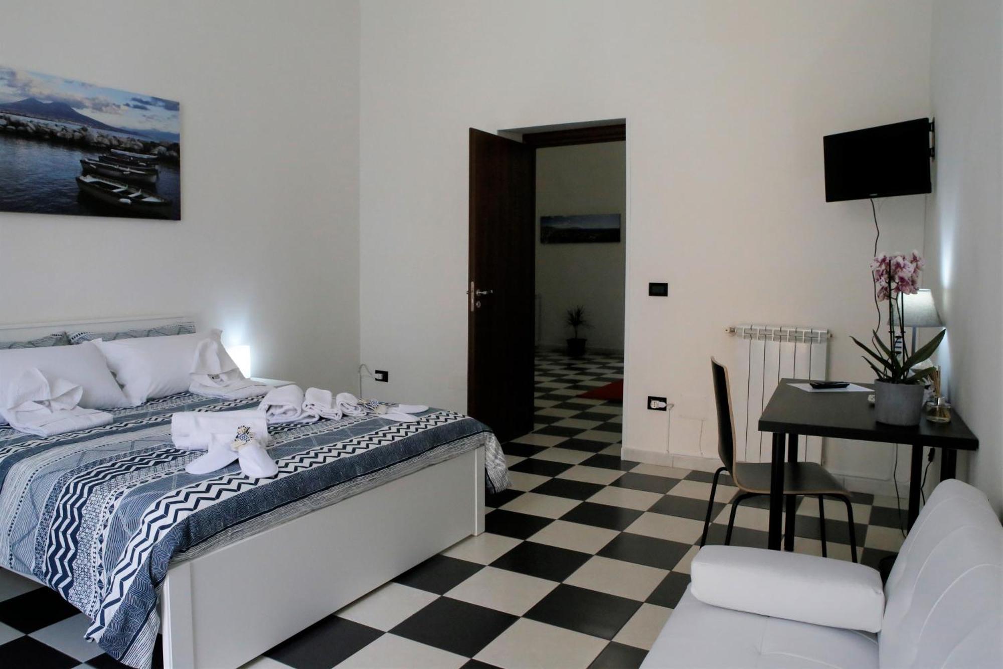 MB Napoles Rooms Extérieur photo