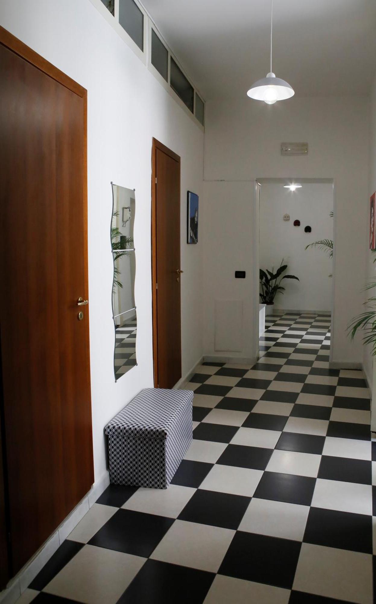 MB Napoles Rooms Extérieur photo