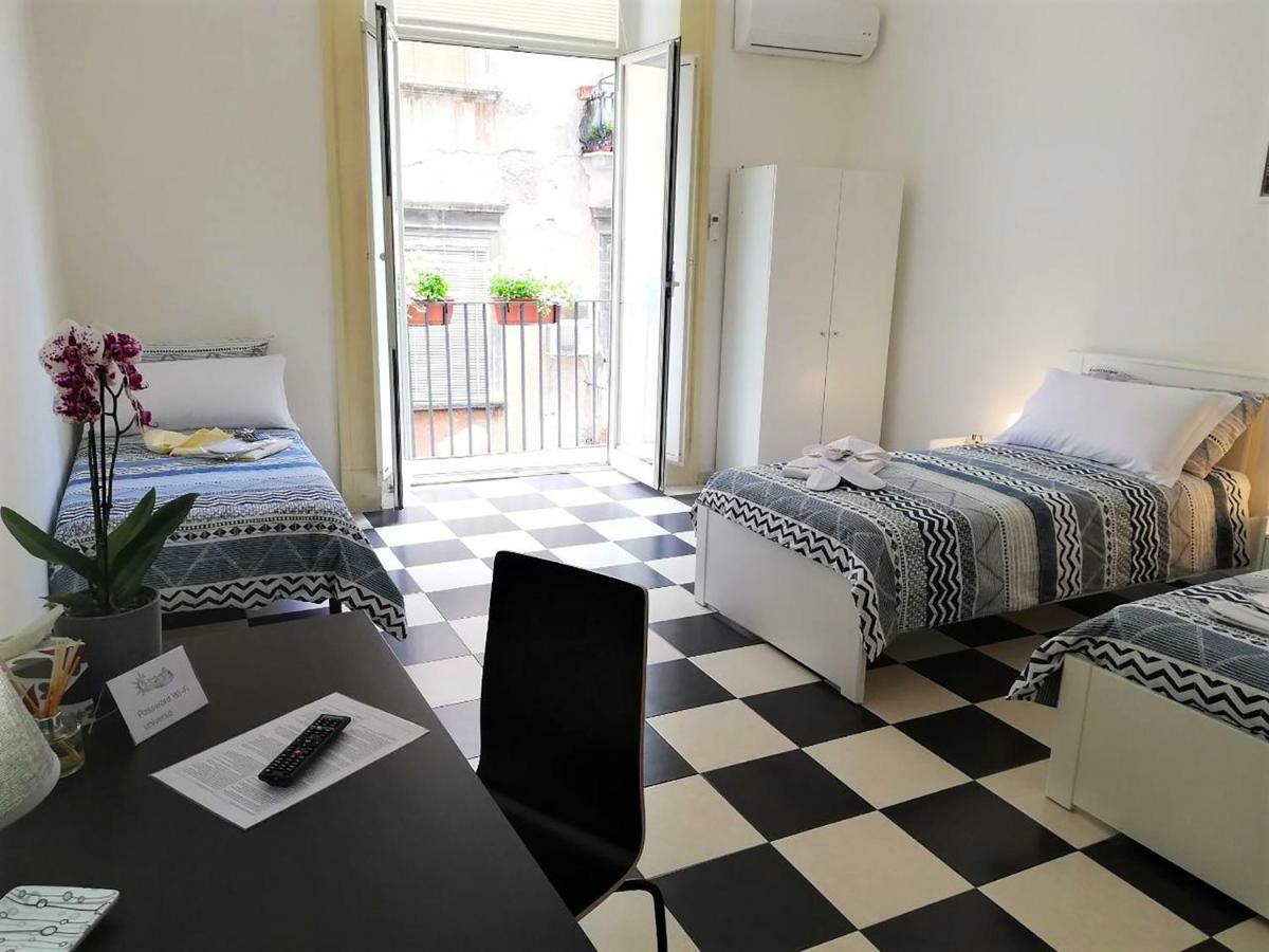 MB Napoles Rooms Extérieur photo