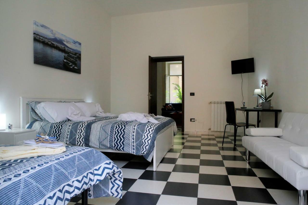 MB Napoles Rooms Extérieur photo